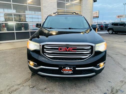 2017 GMC Acadia SLE-2