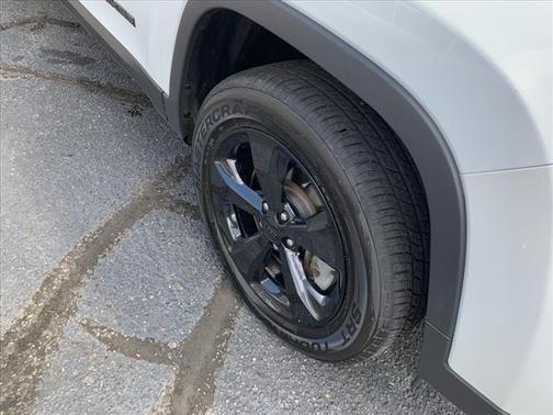2019 Jeep Cherokee Altitude