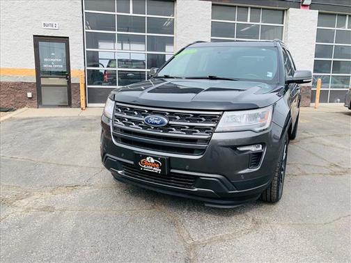 Shadow Black 2018 Ford Explorer XLT