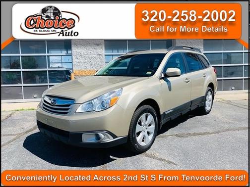 Harvest Gold Metallic 2010 Subaru Outback 2.5 i Premium