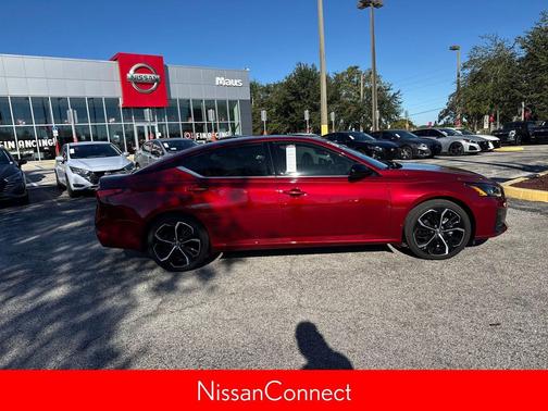 2024 Nissan Altima SR FWD