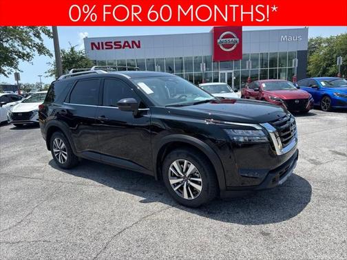 2025 Nissan Pathfinder SL FWD
