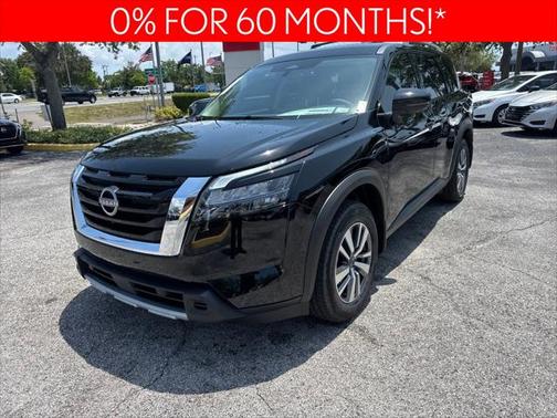 2025 Nissan Pathfinder SL FWD