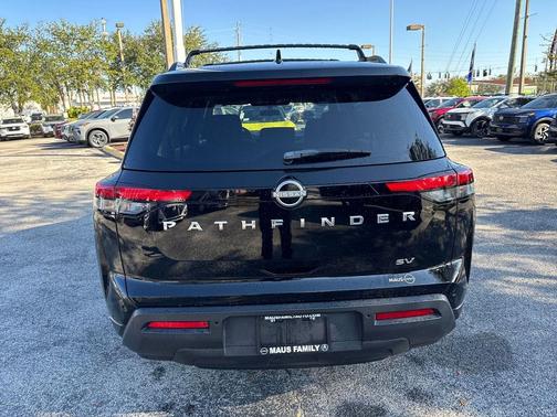 2024 Nissan Pathfinder SV FWD