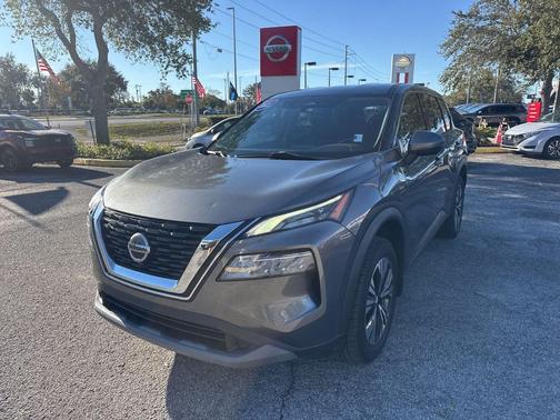 2021 Nissan Rogue SV