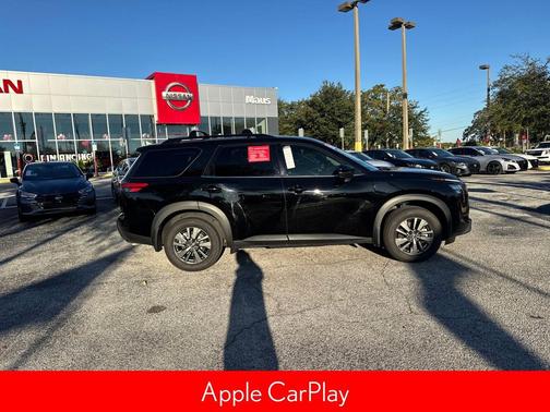 2023 Nissan Pathfinder SV FWD