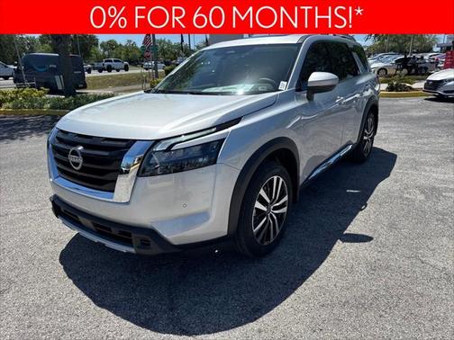 2025 Nissan Pathfinder Platinum FWD