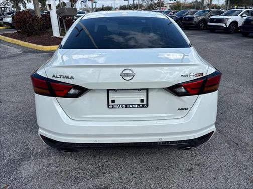 2025 Nissan Altima SR AWD