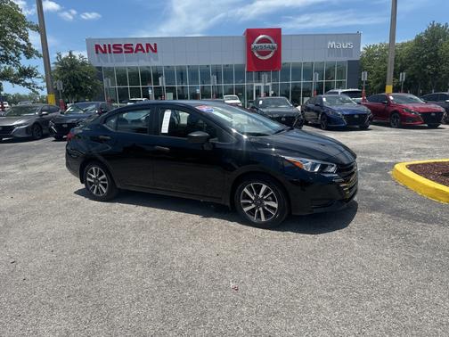 2023 Nissan Versa 1.6 S