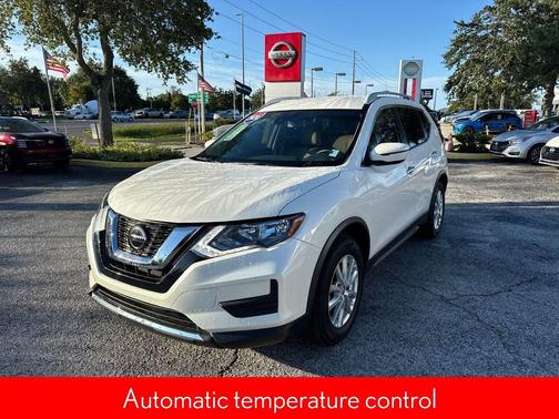 2020 Nissan Rogue SV