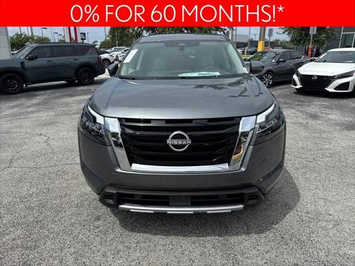 2025 Nissan Pathfinder SL FWD
