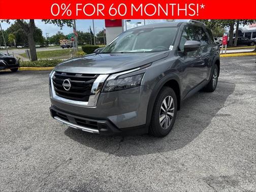 2025 Nissan Pathfinder SL FWD