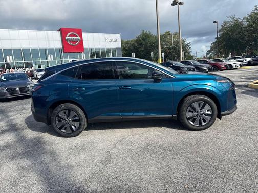 2025 Nissan Murano SL