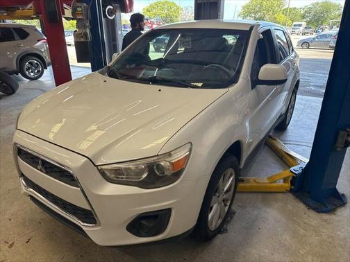 2014 Mitsubishi Outlander Sport ES