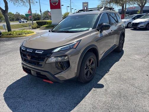 2025 Nissan Rogue Rock Creek
