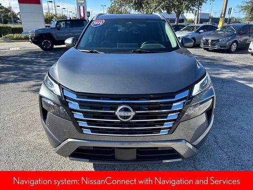 2024 Nissan Rogue SL