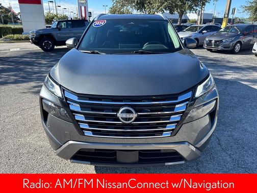 2024 Nissan Rogue SL