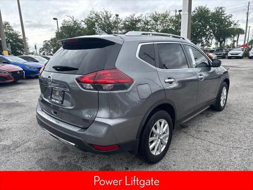 2020 Nissan Rogue SV