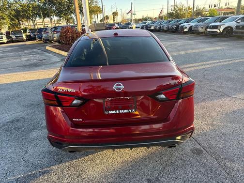 2020 Nissan Altima SR FWD