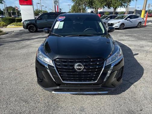 2022 Nissan Kicks S