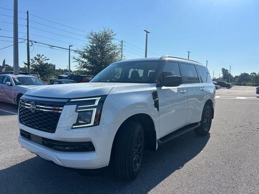 2025 Nissan Armada SV 4WD