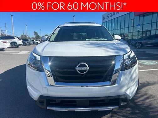 2025 Nissan Pathfinder Platinum FWD