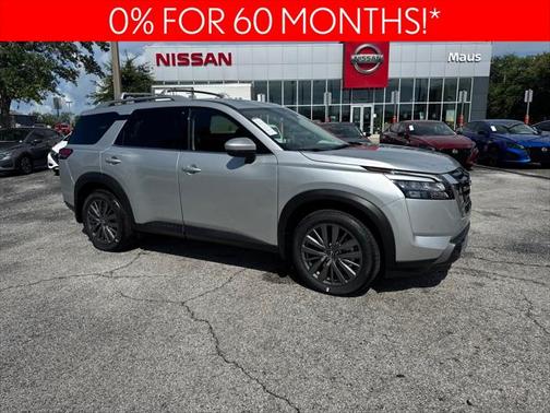 2025 Nissan Pathfinder SL FWD
