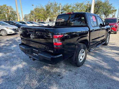 2022 Nissan Frontier S