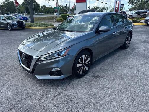 2022 Nissan Altima 2.5 SL