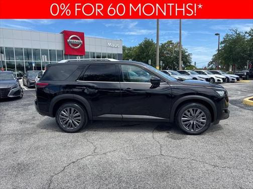 2025 Nissan Pathfinder SL FWD