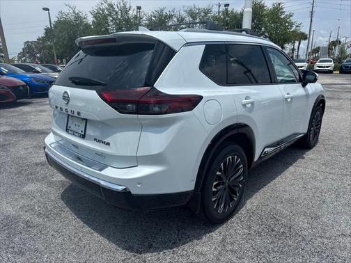 2025 Nissan Rogue Platinum