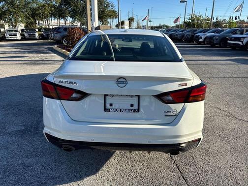 2024 Nissan Altima SR VC-Turbo FWD