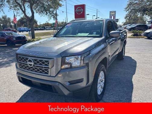 2023 Nissan Frontier SV