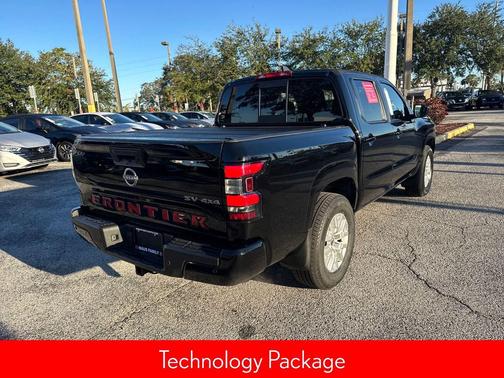 2022 Nissan Frontier SV