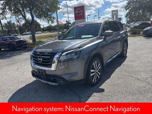 2022 Nissan Pathfinder Platinum