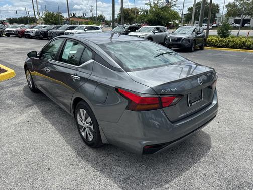 2022 Nissan Altima 2.5 S