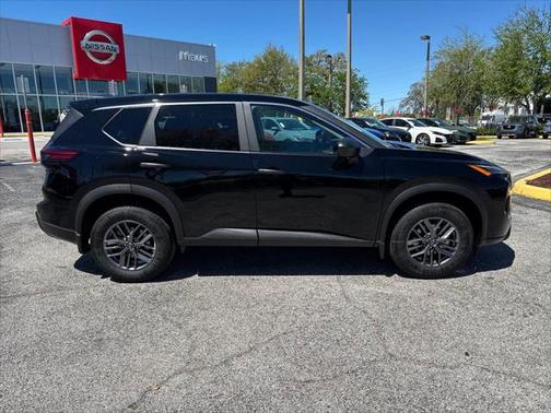 2025 Nissan Rogue S