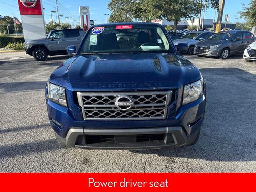 2022 Nissan Frontier SV