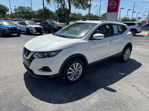 2020 Nissan Rogue Sport SV