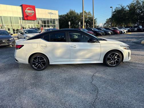 2025 Nissan Sentra SR