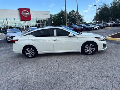 2023 Nissan Altima S FWD
