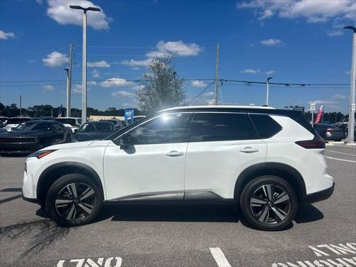 2025 Nissan Rogue SL