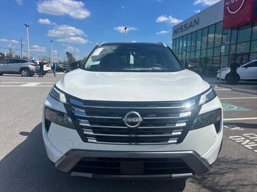 2025 Nissan Rogue SL