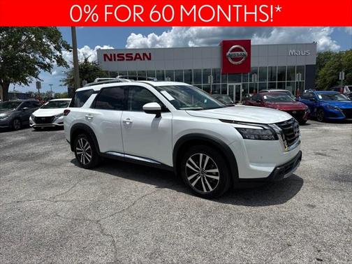 2025 Nissan Pathfinder Platinum FWD