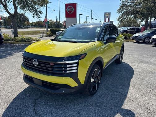 2026 Nissan Kicks SR