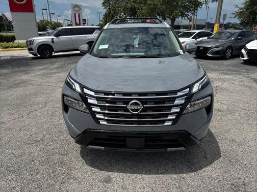 2025 Nissan Rogue Platinum