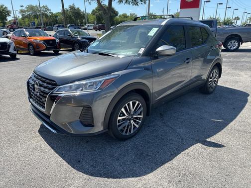 2024 Nissan Kicks SV