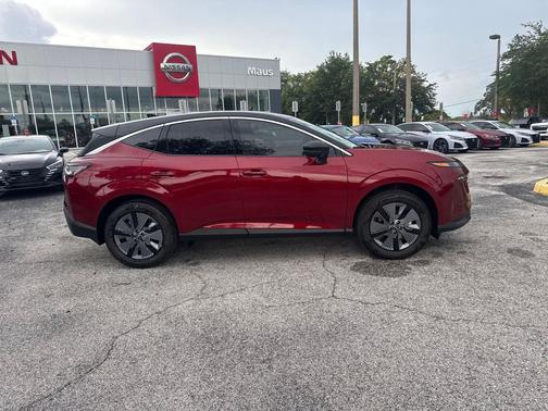 2025 Nissan Murano SL