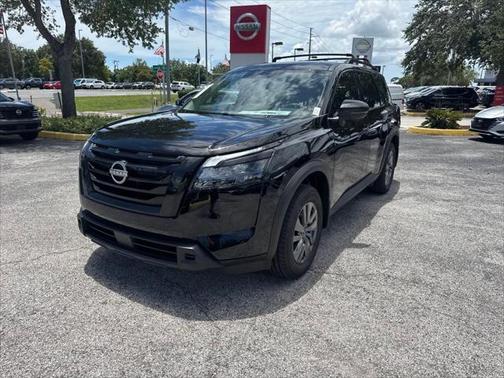2025 Nissan Pathfinder SV FWD