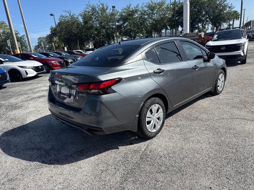 2025 Nissan Versa 1.6 S
